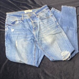 Pull&Bear size 29 distressed blue jeans